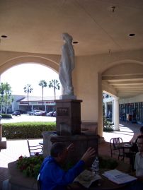 Water fountain in Tustin