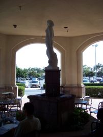 Water fountain in Tustin