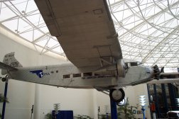 Ford Tri-Motor 5AT-B